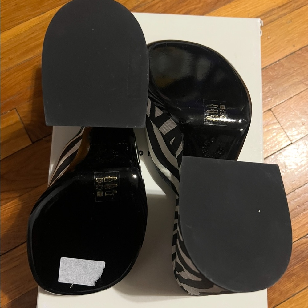 Simon Miller Chunky Heeled Mules - Picture 3 of 4
